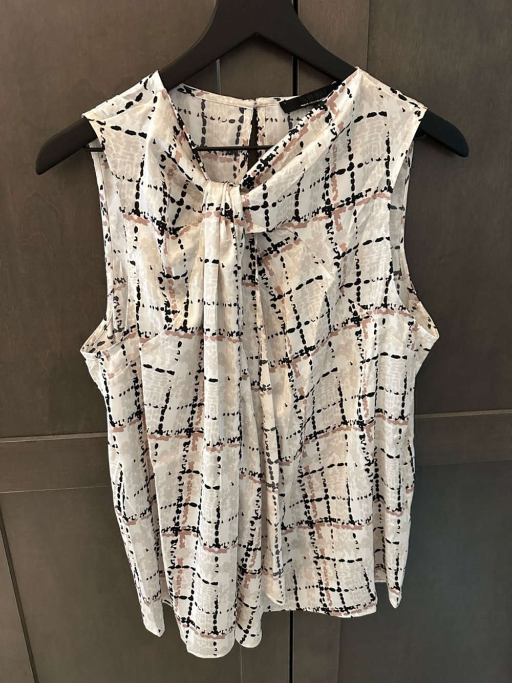 NWOT White House Black Market WHBM Sleeveless Satin Tank, Size Large!